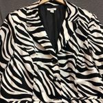 Dress Barn 18 W zebra print jacket with two zipper pockets, three-quarter sleeve Photo 4