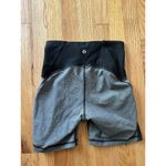 Lululemon Train Times Shorts 6β Size 4 - HeathereD Black Gym Run Hike Train Yoga Photo 2