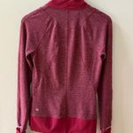 Lululemon 1/2 zip Size 8 EUC Photo 2