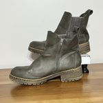 Maurice's  Boots Women's Size 10 Anna Casual Chukka Side Zip Ankle Booties Gray Photo 1