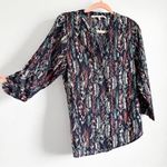 Collective Concepts  Blue Feather Print Popover V Neck Blouse Top sz XS Photo 1