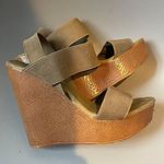 Steve Madden  Strappy Stina Neutral Tan Brown Wedge Heels 6M Photo 0