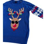 Reindeer Antler Pom Photo 5