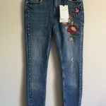 ZARA Light Wash Denim Floral Rose Embroidered Studded Raw Hem Skinny Jeans NEW Photo 3