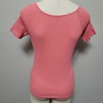 Uniqlo ribbed cropped scoopneck top size small Photo 4