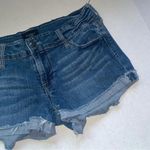 Celebrity Pink  Denim Distressed Hem Jean Shorts women’s size 7/28‎ blue zip fly Photo 2