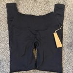 SKIMS  Sculpting Scrunch Leggings Photo 0