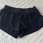 Lululemon Hotty Hot Short 2.5” Photo 0