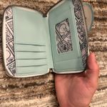 Lounge Fly  Wallet Photo 2