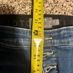 Torrid  Medium Wash Bombshell Skinny Leg Jeans Button Fly Casual Denim‎ 22R Photo 2