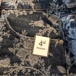 Time And Tru  Printed Denim Shorts With Pockets Size 10 Womens 5 Pockets New Photo 5