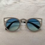 White Cat Eye Sunglasses Photo 6