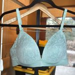 NWOT Auden Lightly Lined Sea foam Green Lace Wireless Plunge Bralette Size 34B Photo 4
