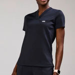 FIGS  Sona FORMx Slim V-Neck Scrub Top in Navy, Size X-Small Photo 0