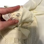 Entro  White Keyhole Cutout
Tank Blouse size large Photo 2