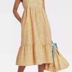 Universal Threads Floral Midi Dress Photo 0