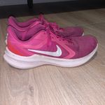 Nike Downshifter 10 Womens Athletic Running Sneaker Shoes Pink/White Photo 1