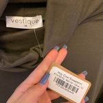 Vestique Green Sweater / Sweatshirt Photo 1