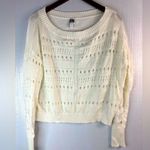 Soho  Jeans XL Open Knit Long Sleeved Popover Top in White Photo 0