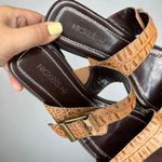 Nickels Soft Womens Sandals Tan Brown Faux Crocodile Buckle Block Heel Slides Size 7.5 Photo 1