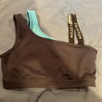 Peloton Sports Bra and Leggings Photo 2