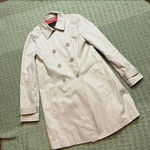 Coach classic beige trench coat
Women’s size XS - extra small Photo 0