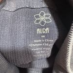 Aura workout shorts size small gray color Photo 1