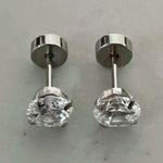 Silver Diamond Flat Photo 0