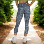 Lululemon Fast and Free High Rise Crop 23" in Dimensional Icing Blue Multi Sz 10 Photo 1