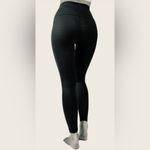 90 Degrees by Reflex NWT - Interlink Squat-Proof Checkerboard Print Ankle Legging. Photo 4