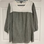 Roolee  Top Size Small Photo 0