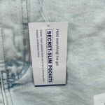 Old Navy OG Short Denim Shorts Womens 2 Acid Wash 3" Inseam Slim Pockets NEW Photo 3