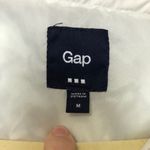 GAP Winter White Puffer Quilted Vest Womens M Winter Jacket Warm Ski Snowboard Size M Photo 2