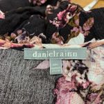 Daniel Rainn  Floral Blouse Womens Size XXL Crochet Trim 3/4‎ Sleeve Top Black Photo 3