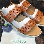 Croft & Barrow  Tan and White Sandals with Perforated Straps Photo 0
