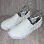 Vans  Classic Slip-On Unisex Shoes White Women's Size 6 Casual Skate‎ Sneakers Photo 0