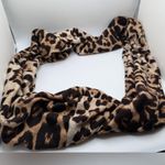 Leopard Print Infinity Scarf Photo 1