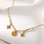 Clover Gold Necklace Photo 0