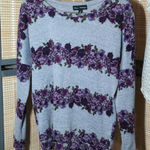 Mason & Mackenzie Heather Gray and Floral Striped Crewneck Sweater Size M Photo 0