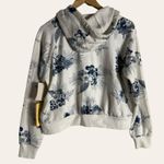 Vintage Havana  White Blue Floral Print Zip Up Cropped Hoodie Size Small Photo 6