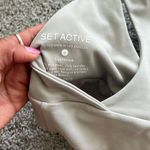 Set Active Set Photo 1