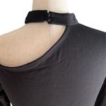 Lulus Lulu’s fitted exposed shoulder long sleeve top Photo 7