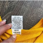 Calvin Klein Jeans Semi-Crop Yellow V-Neck Top Size M Women’s Yellow Logo Photo 10