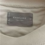 Everlane  Organic Cotton Cropped Crew Sweatshirt in Cream Size Small Photo 4