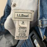 Womens L.L. Bean Medium Wash High Rise‎ Relaxed Fit Jeans Size 16 0WT96 Blue Photo 1