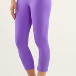 Lululemon Run Inspire Crop II sz 8 EUC Photo 0