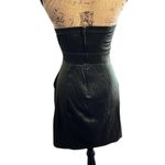 Trixxi  emerald green satiny smooth bodycon strapless dress sweetheart neckline. Photo 4