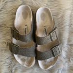 Birkenstock Women’s happy lamb wool Arizona sandals Size 7-7.5 Photo 3