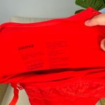 SKIMS New without box  Seamless Sculpt Lace Thong Bodysuit Size medium Photo 2