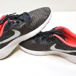 Nike | Tanjun Print Athletic Sneaker Photo 4